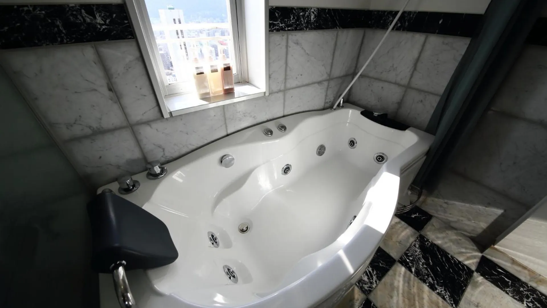 札幌Ams Tower 3204公寓 公寓